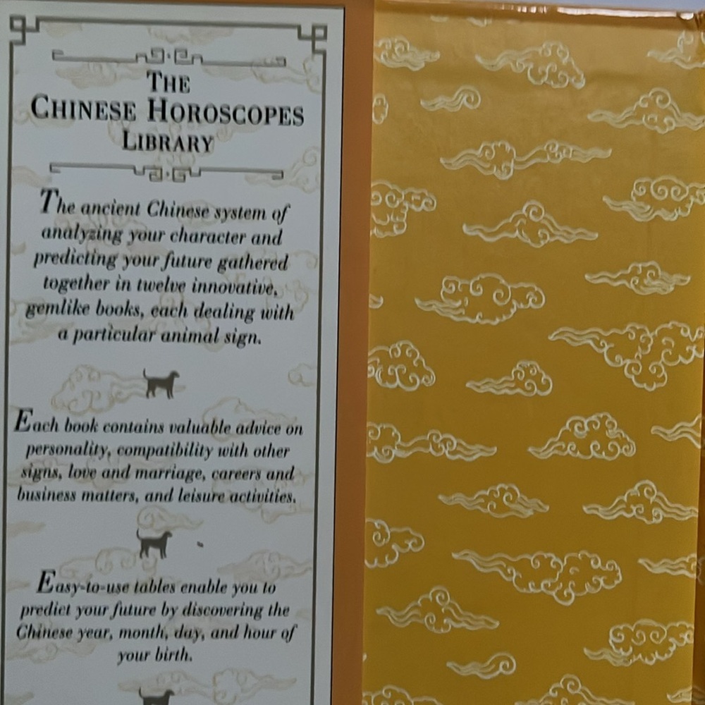 DOG The Chinese Horoscope by Kwok Man-Ho book - Picture 3 of 3